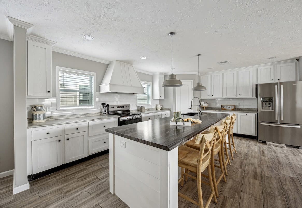Kb-3246 presley kitchen home features