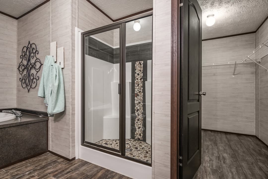 Md-35-32 bathroom home features
